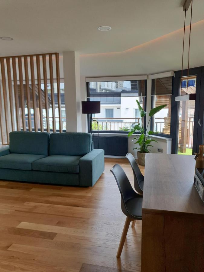 Modern Top Floor Loft With Balcony Boedapest Buitenkant foto